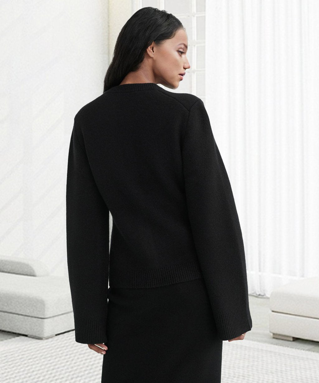 Clara – Classic Cardigan