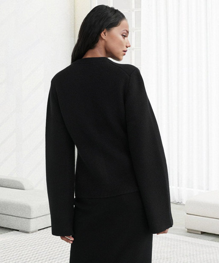 Clara – Classic Cardigan