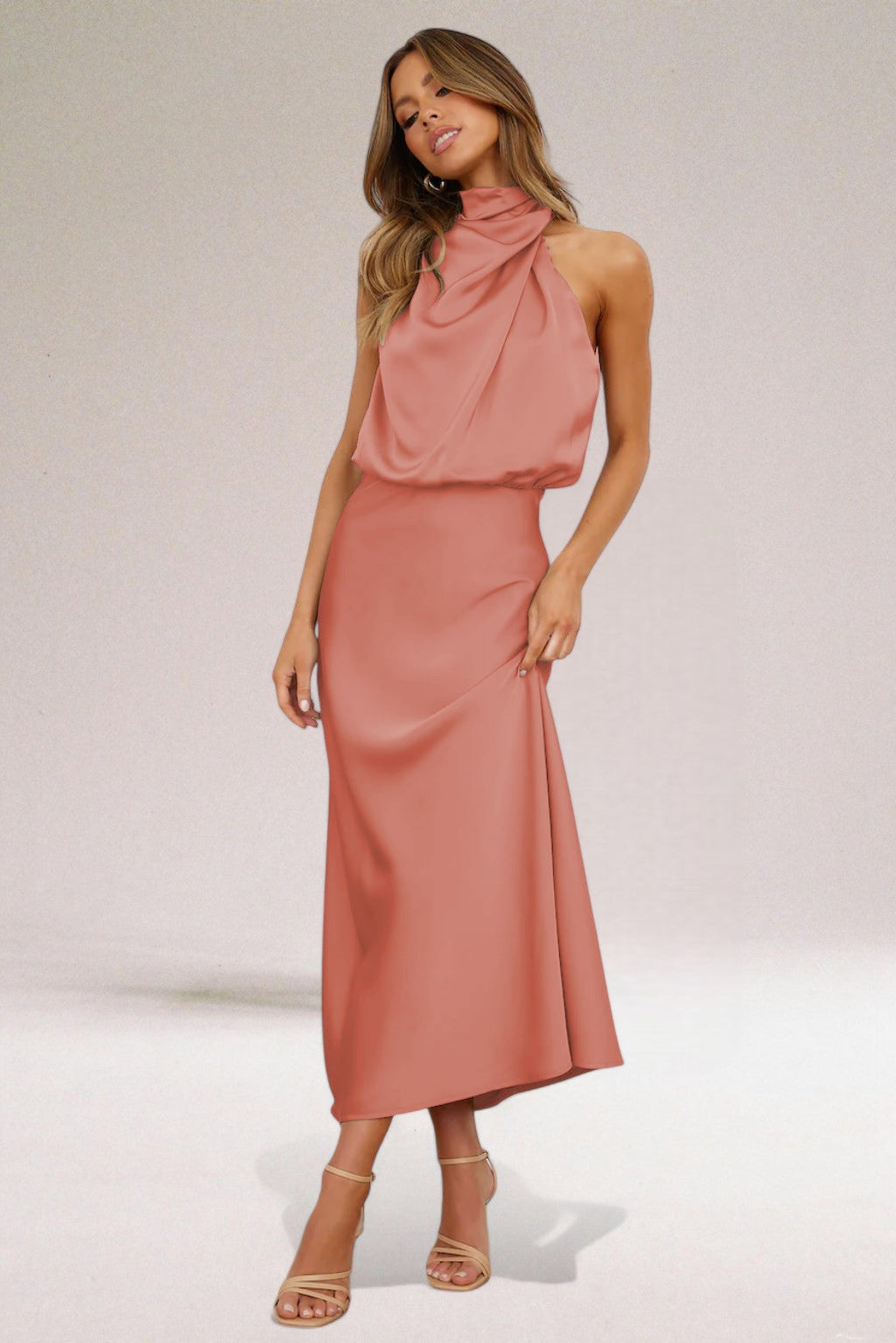 Lily – Elegant Pleated Dress
