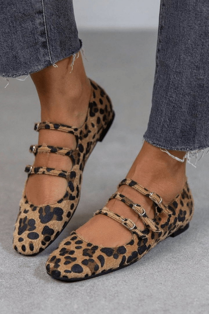 Nadine – Buckle Detail Flat Shoes