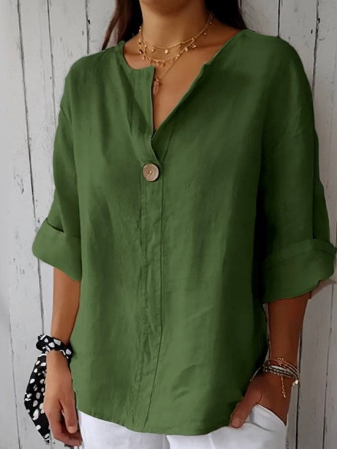 Sonia – Casual V-Neck Blouse