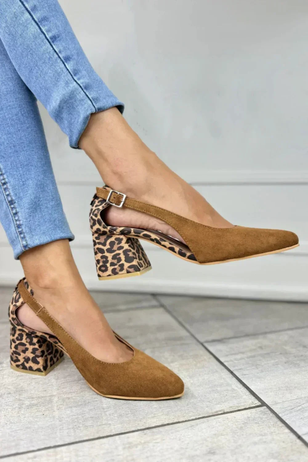 Judith – Printed Slingback Heels