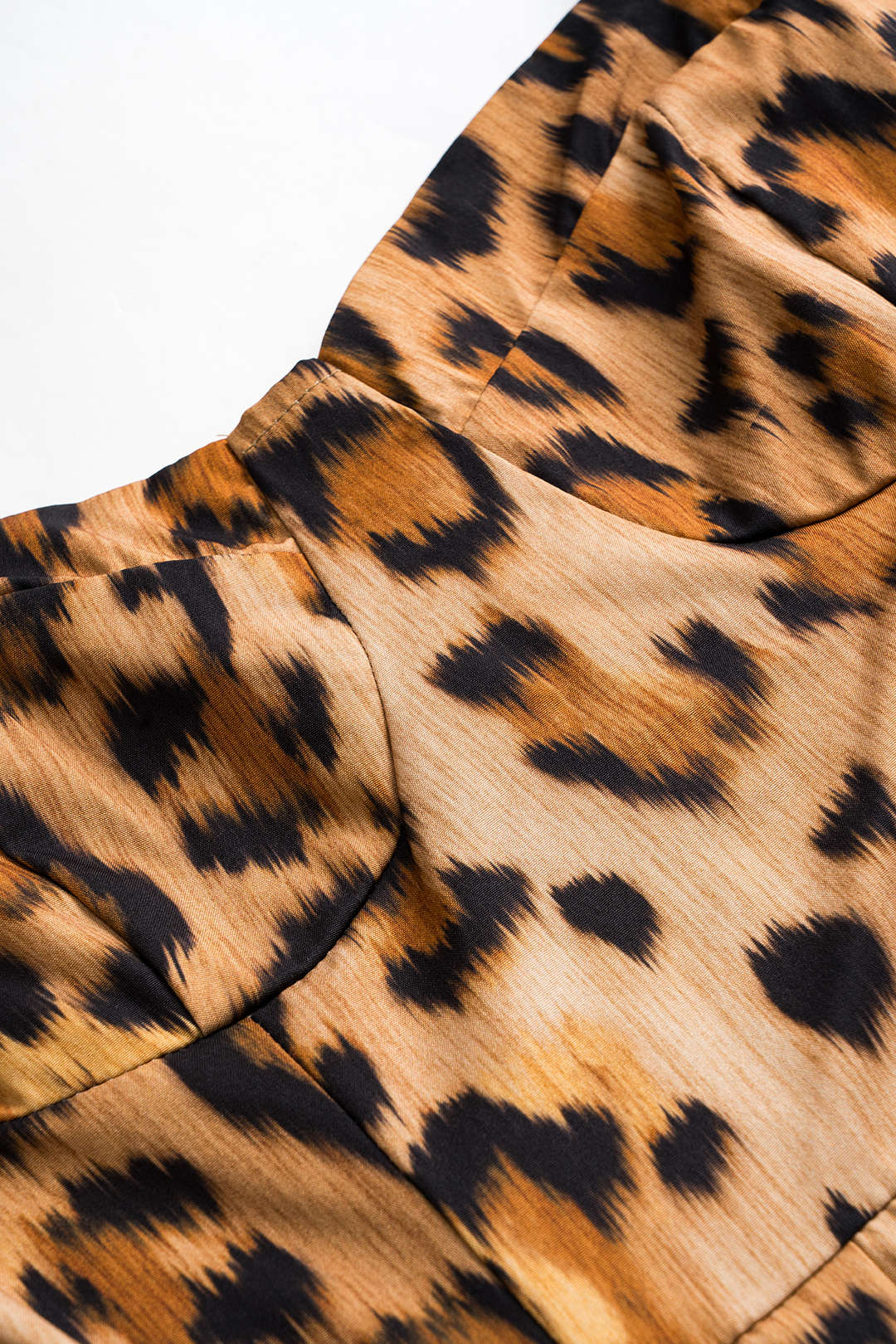 Sally – Bold Leopard Print Midi Dress