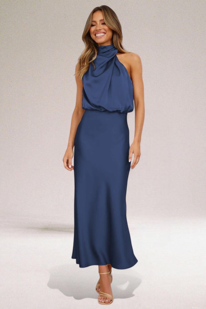 Lily – Elegant Pleated Dress