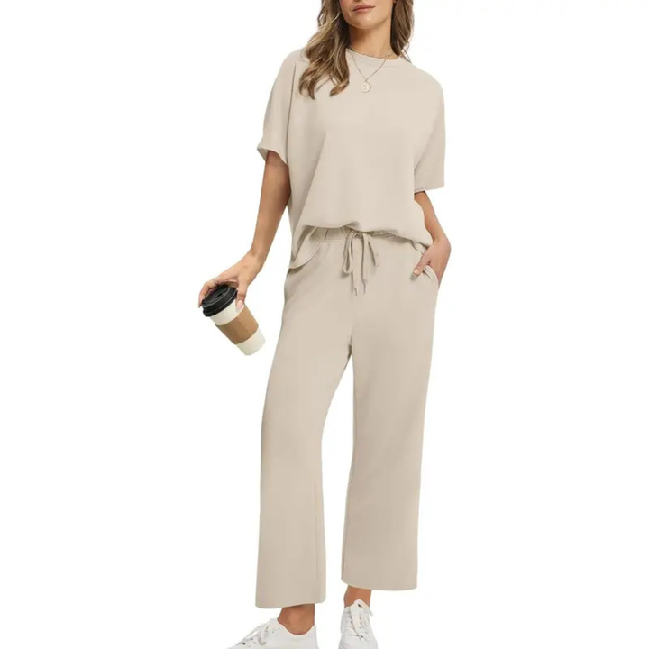 Julie – Women's Oversized Cropped Lounge Set