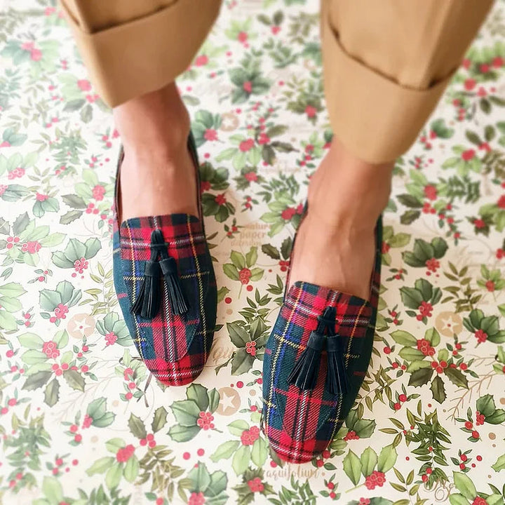 Cecily – Fringed Scottish Chic Loafer