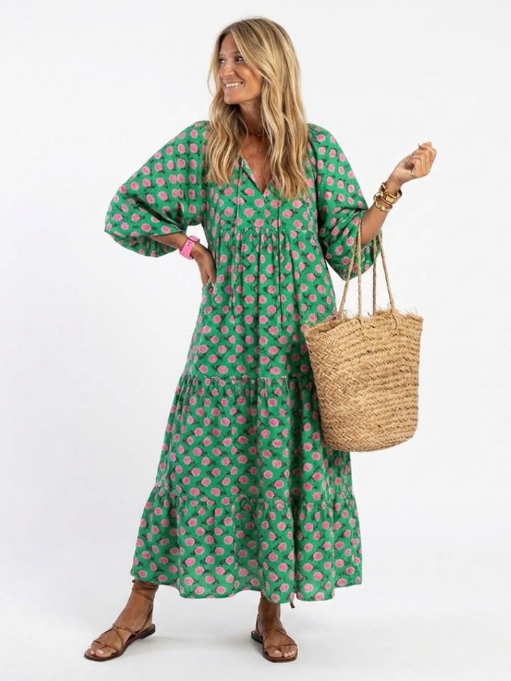 Betty – Floral Print V-Neck Tiered Midi Dress