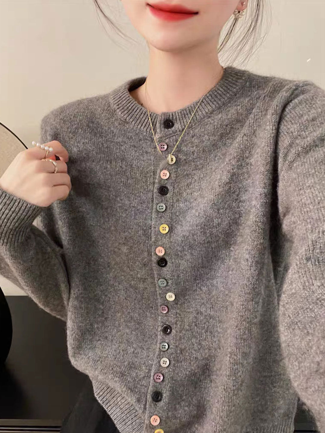 Sally – Elegant Buttoned Knit Cardigan