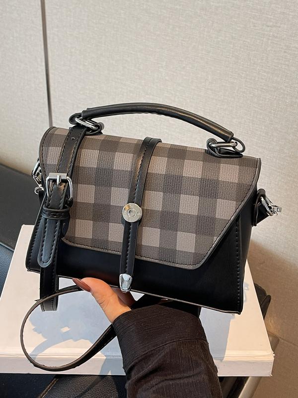 Cynthia – Trendy Contrast Stitching Small Square Shoulder Bag