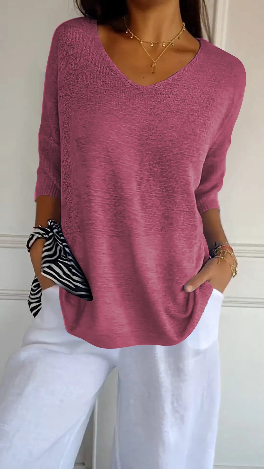 Lauren – Casual V-Neck Top