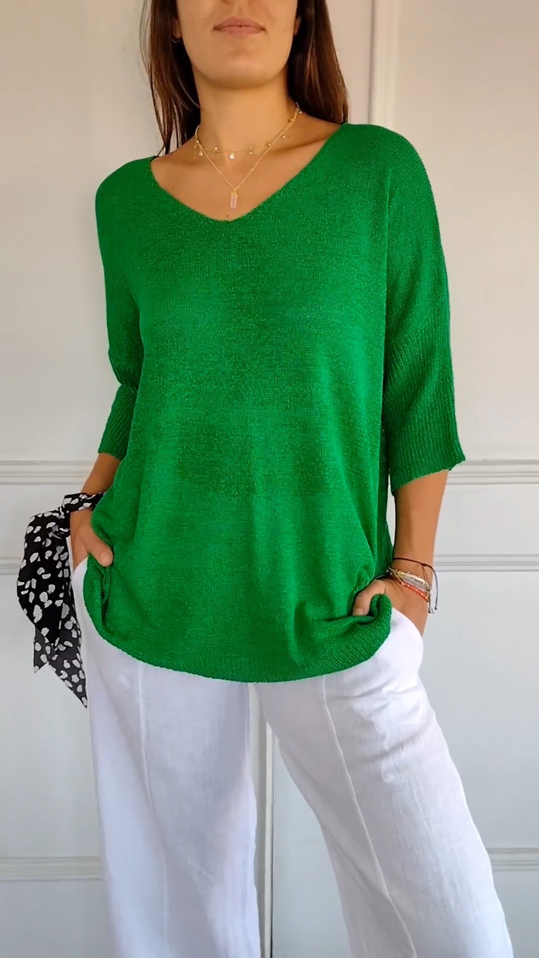 Lauren – Casual V-Neck Top
