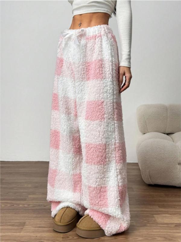 Amber – Comfortable Plaid Straight Trousers for Cold Weather