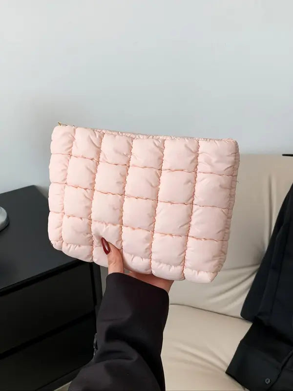 Emily – Large Capacity Quilted Zipper Travel Storage Bag