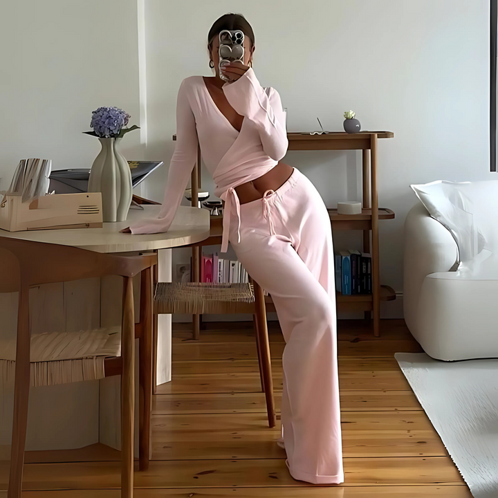 Marianne – Cosy Heart Pattern Soft Knit Two-Piece Set