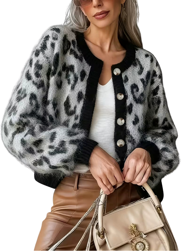 Audrey – Sophisticated Leopard Print Cardigan