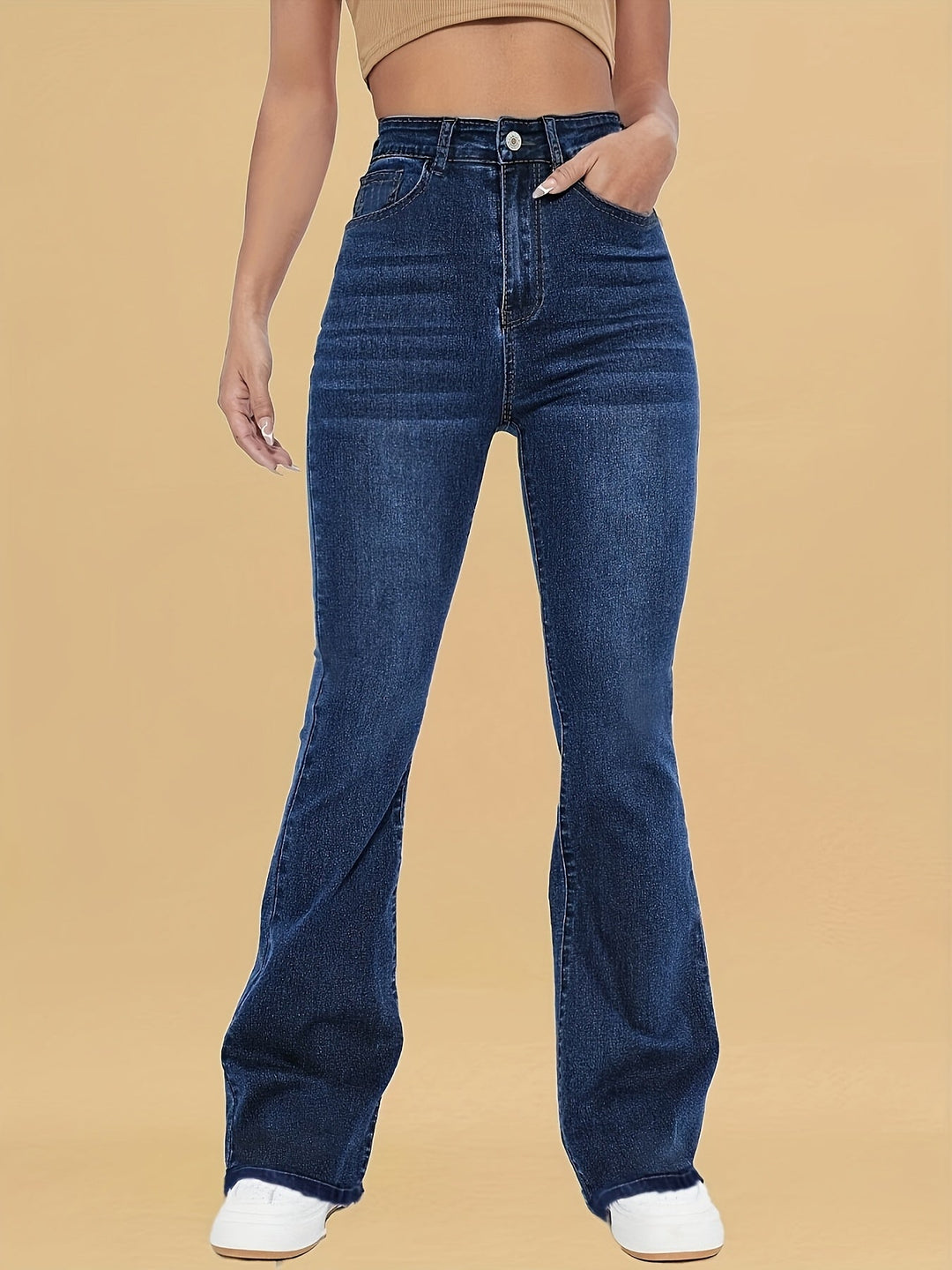Philippa – Trendy High-Waisted Denim