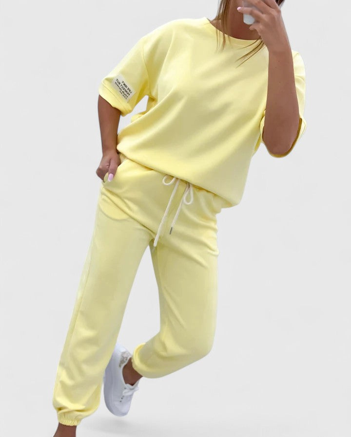 Nadine – Comfortable Two-Piece Set