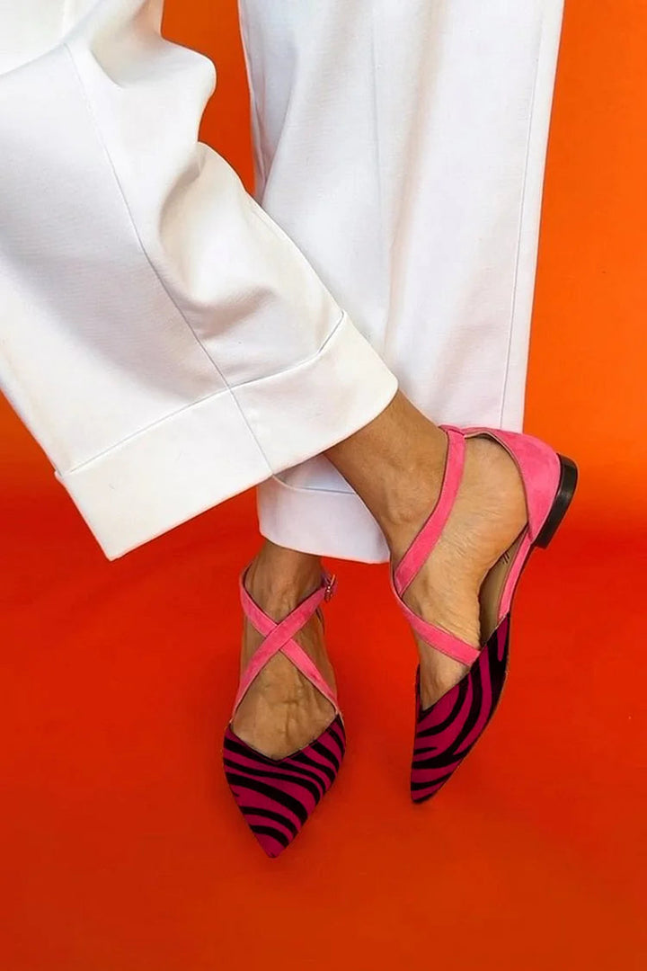 Muriel – Cross-Strap Printed Flat Shoes