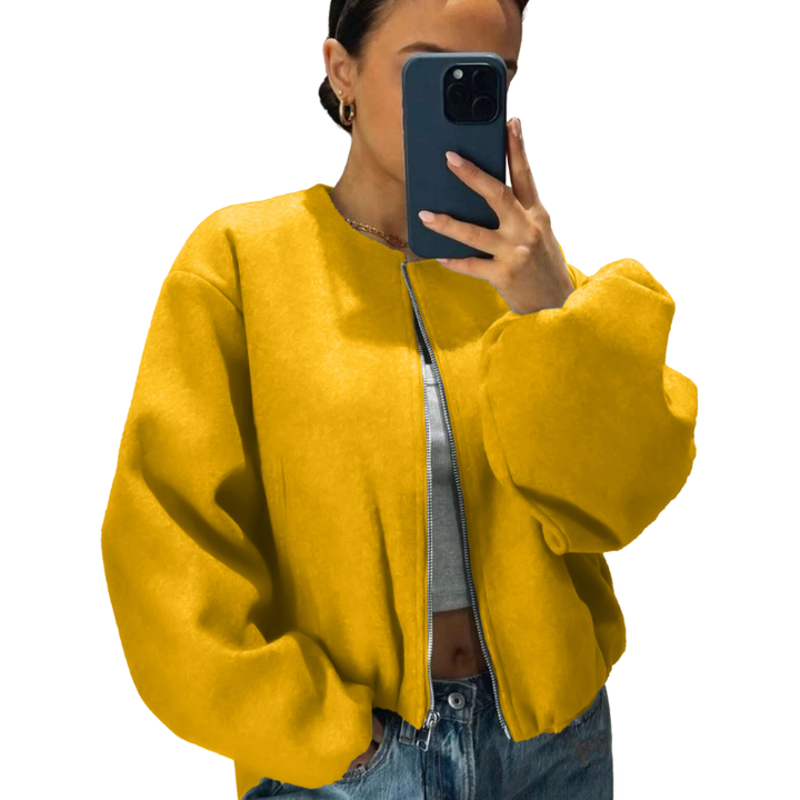 Victoria – Trendy Oversized Collar Detail Cropped Winter Jacket