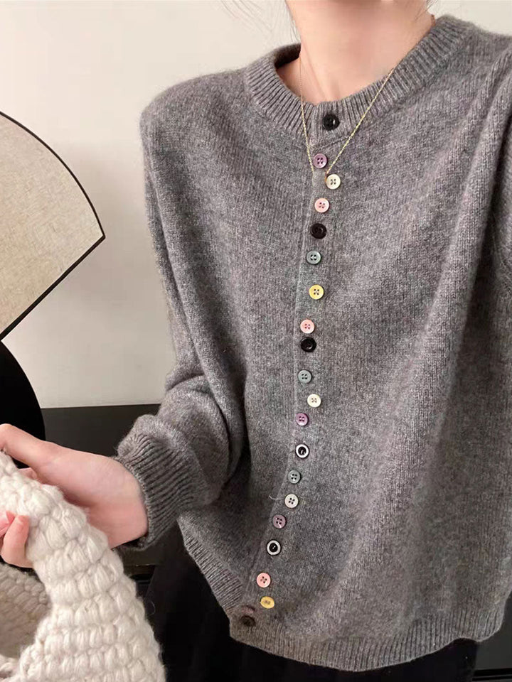 Sally – Elegant Buttoned Knit Cardigan