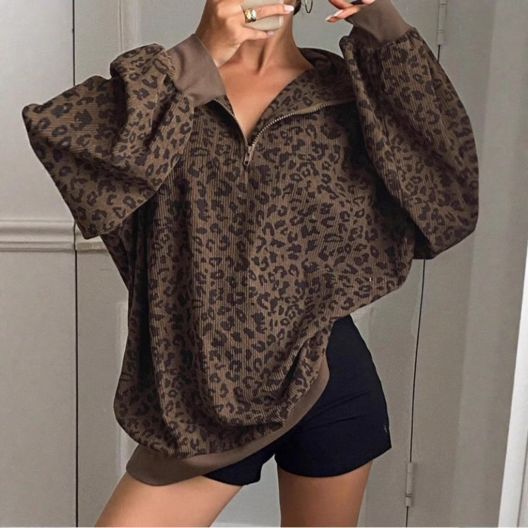 Mindi – Cosy Leopard Print Sweatshirt