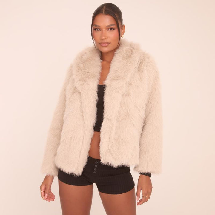 Mavis – Classy Long Sleeve Collared Fuzzy Coat
