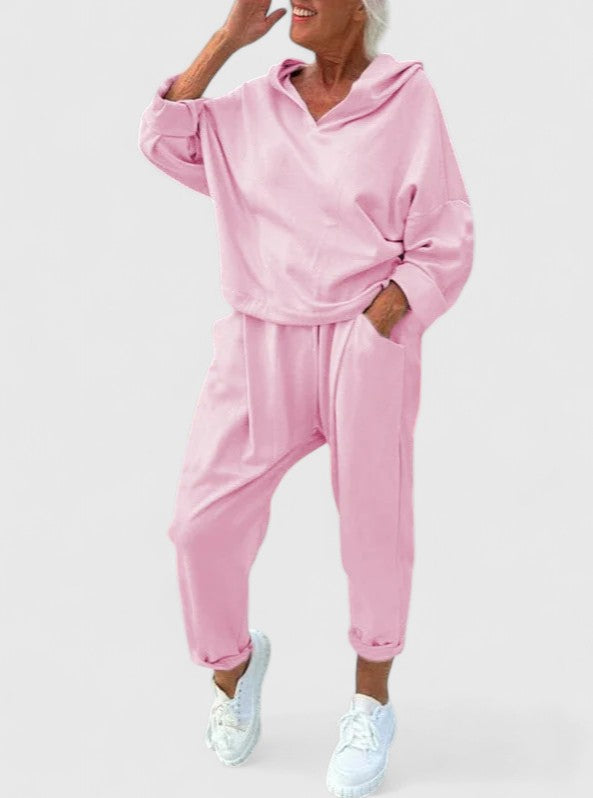 Trudy – Comfortable Hooded Sweatshirt Set