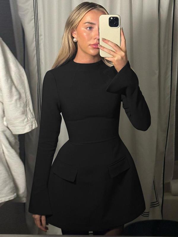 Penelope – Elegant Leopard Print Long-Sleeved Bodycon Dress