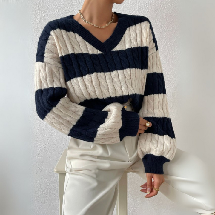 Teresa – Comfy V-Neck Long Sleeve Sweater
