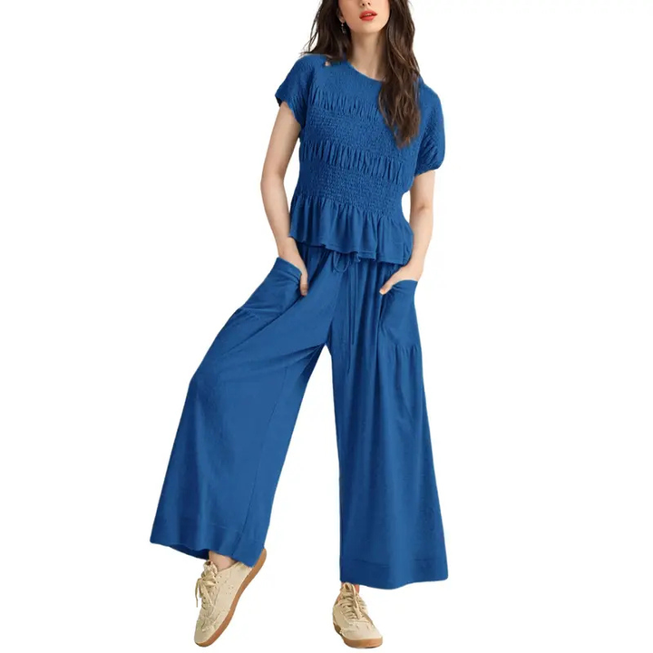 Amy – Relaxed Two-Piece Matching Sweatshirt and Skirt