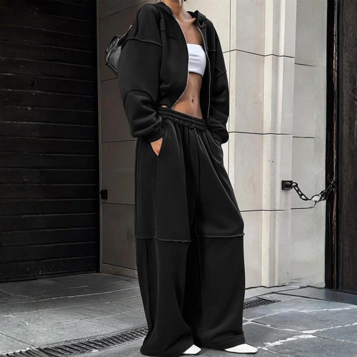 Betty – Relaxed Fit Crop Top and Pants Lounge Set