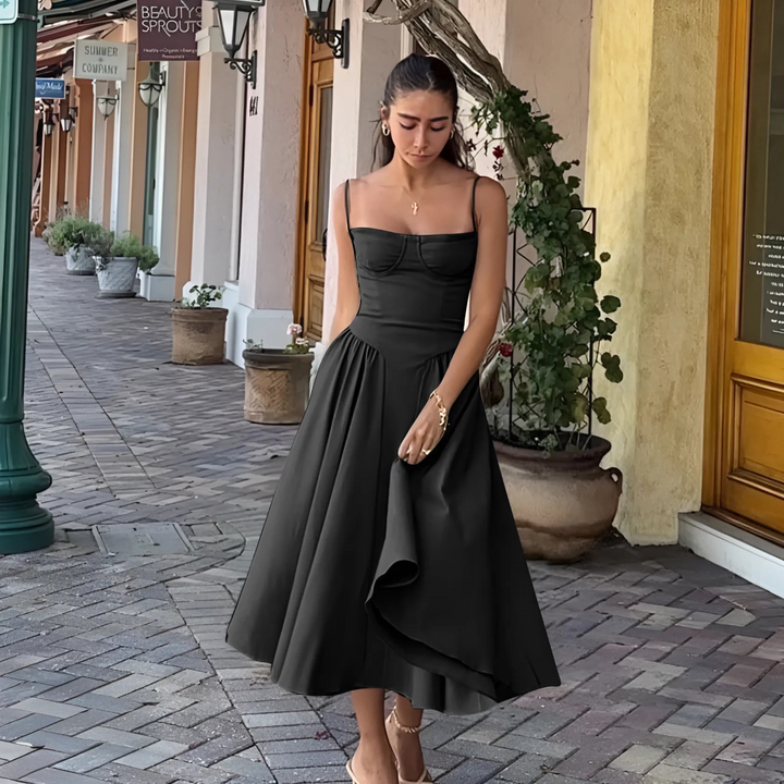 Stephanie – Chic Spaghetti Strap Bodycon Midi Dress