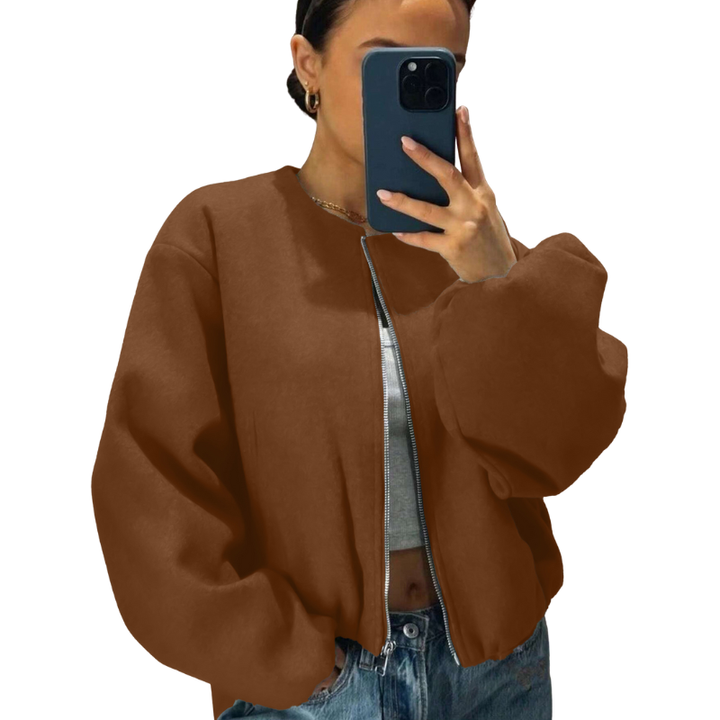 Victoria – Trendy Oversized Collar Detail Cropped Winter Jacket