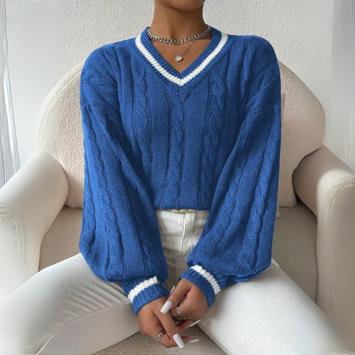 Jean – Dual-Tone Cosy Hoodie