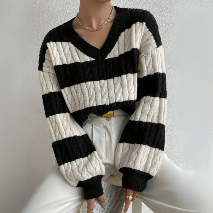 Teresa – Comfy V-Neck Long Sleeve Sweater
