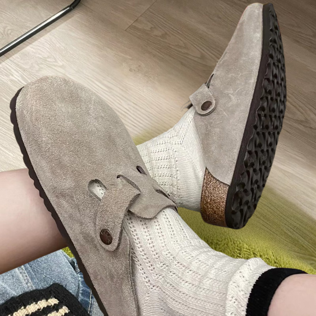 Nancy – Classic Adjustable Cushioned Slippers