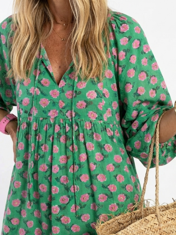 Betty – Floral Print V-Neck Tiered Midi Dress