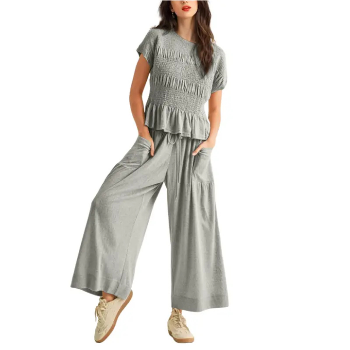 Amy – Relaxed Two-Piece Matching Sweatshirt and Skirt