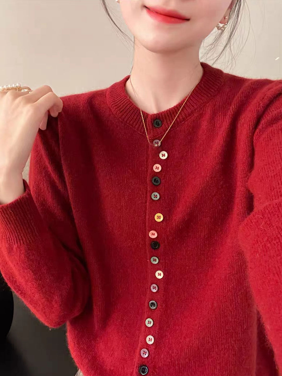 Sally – Elegant Buttoned Knit Cardigan