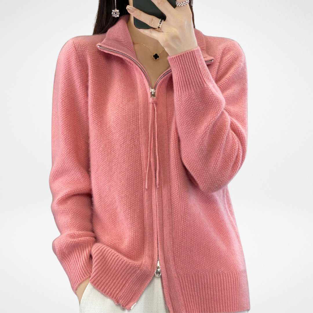 Sally – Minimalist Zip Sweater