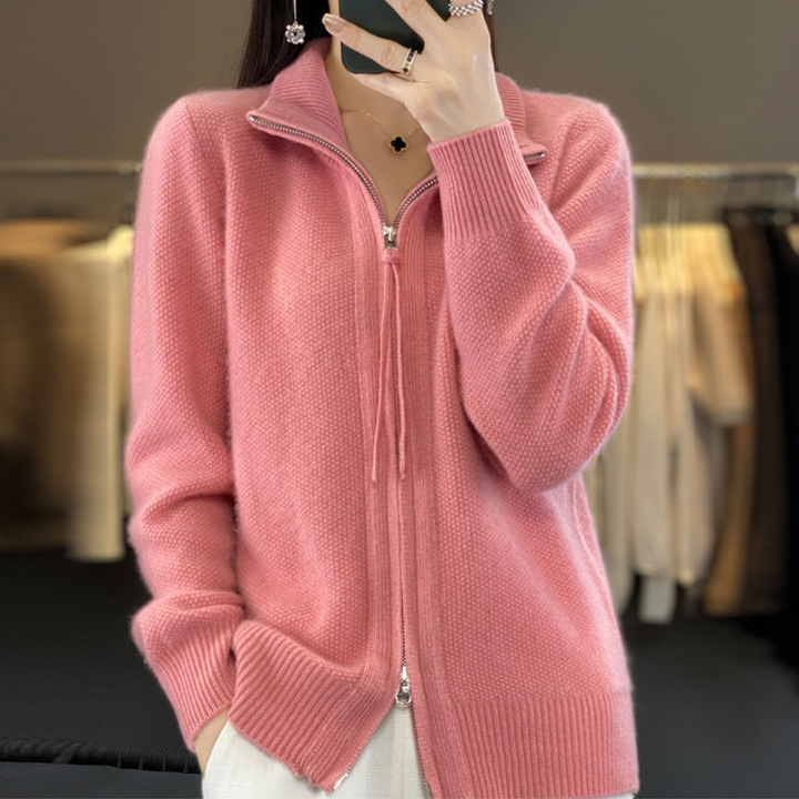 Sally – Minimalist Zip Sweater