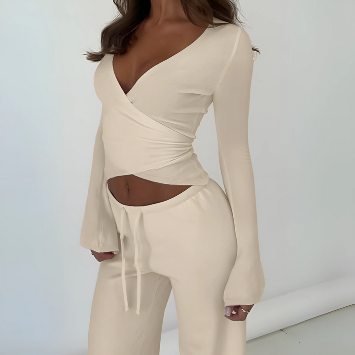 Marianne – Cosy Heart Pattern Soft Knit Two-Piece Set