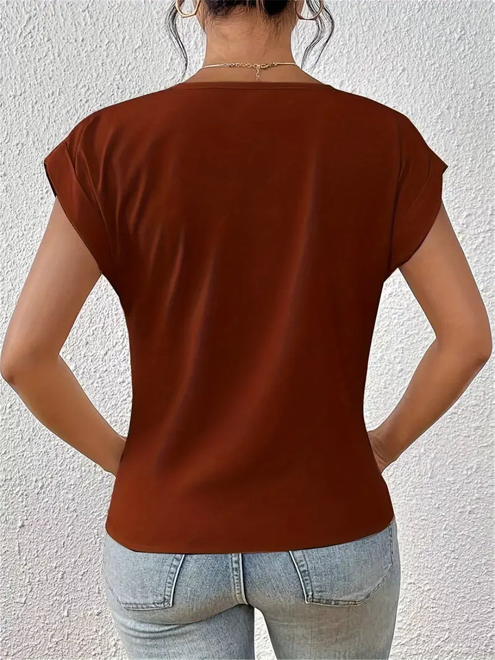 Deirdre – Stylish V-Neck Top