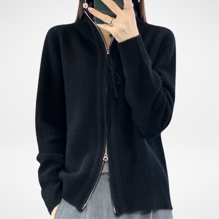 Sally – Minimalist Zip Sweater