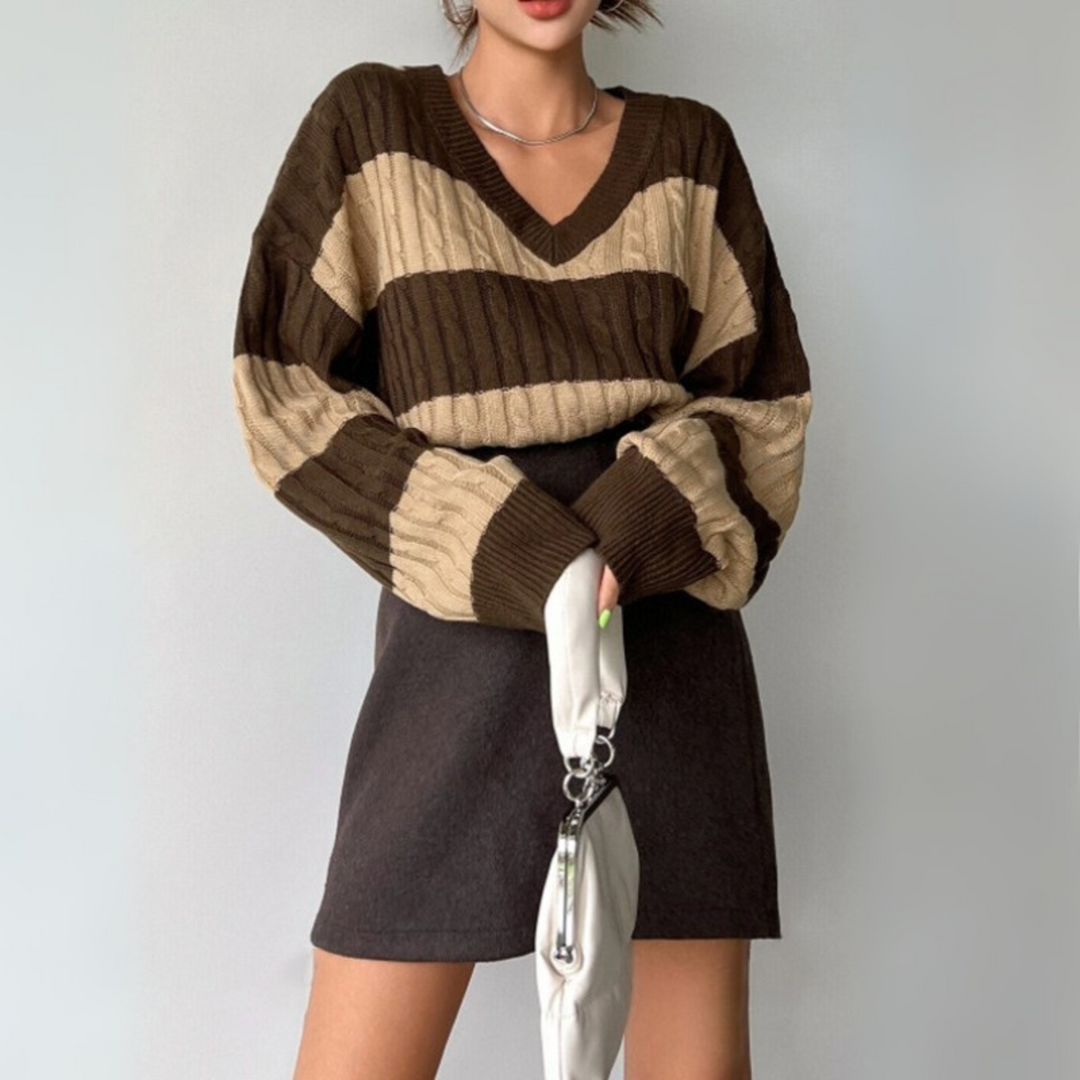 Teresa – Comfy V-Neck Long Sleeve Sweater