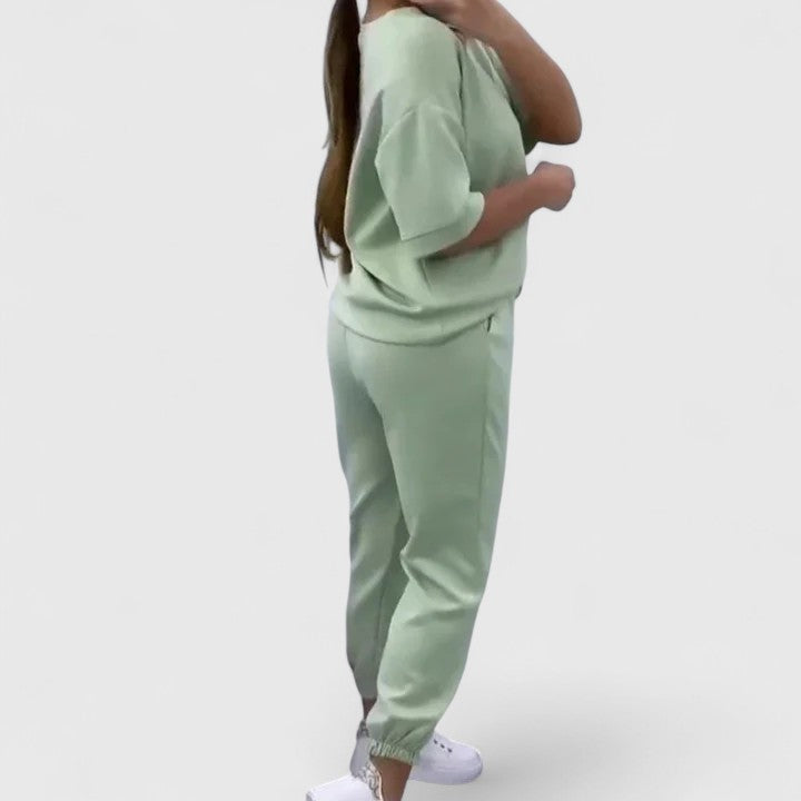 Nadine – Comfortable Two-Piece Set