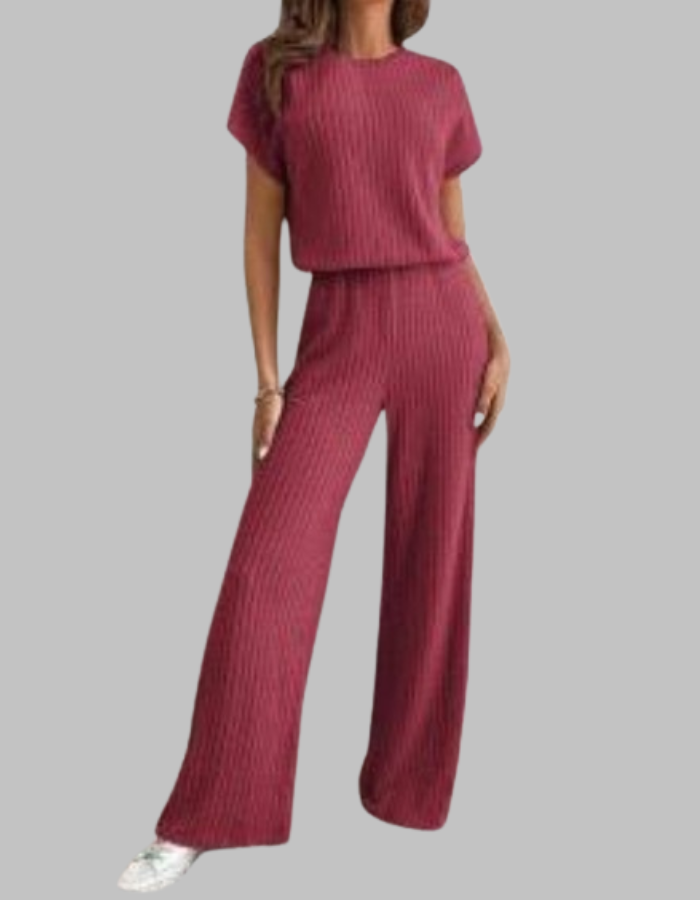 Maggie – Casual Short Sleeve Top and Pants Set