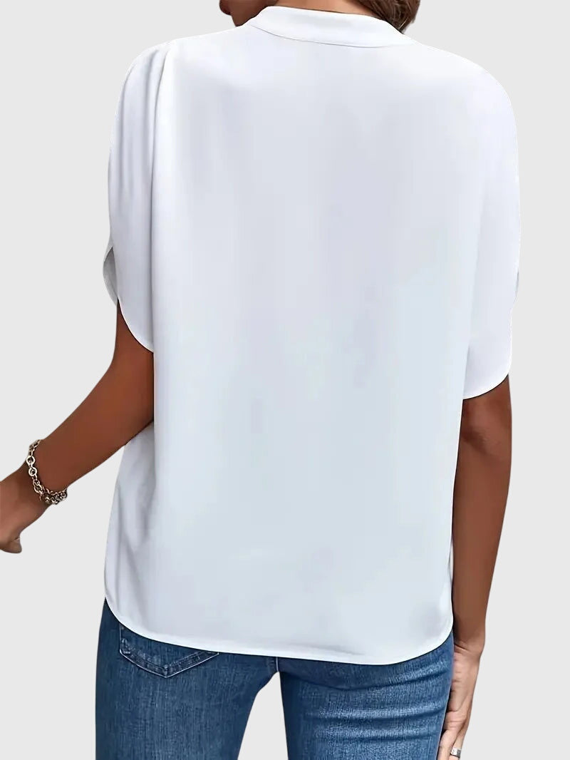 Suzanne – Soft Elegant V-Neck Shirt