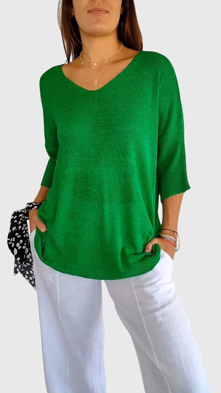 Cecilia – Elegant V-Neck Top