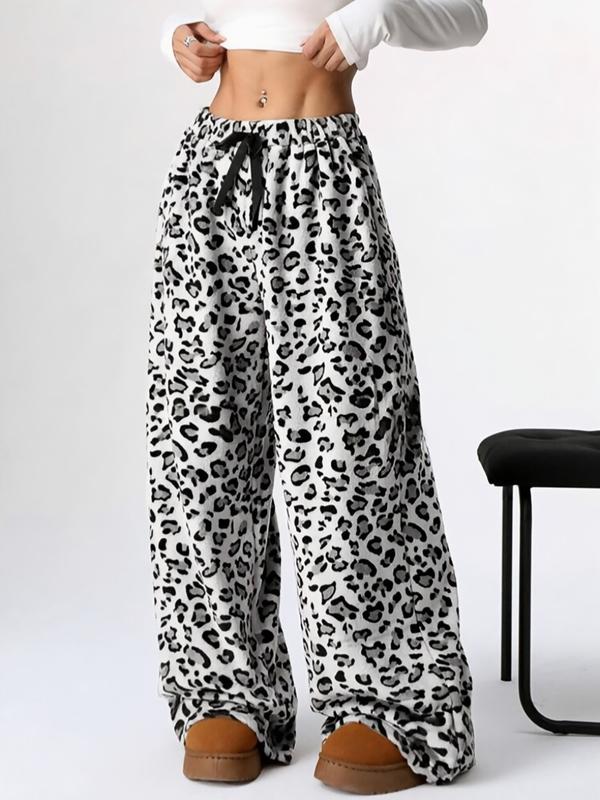 Amber – Comfortable Plaid Straight Trousers for Cold Weather